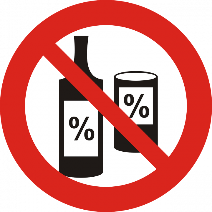 Запрет продажи алкоголя в новогодние праздники: Госдума поддержала
