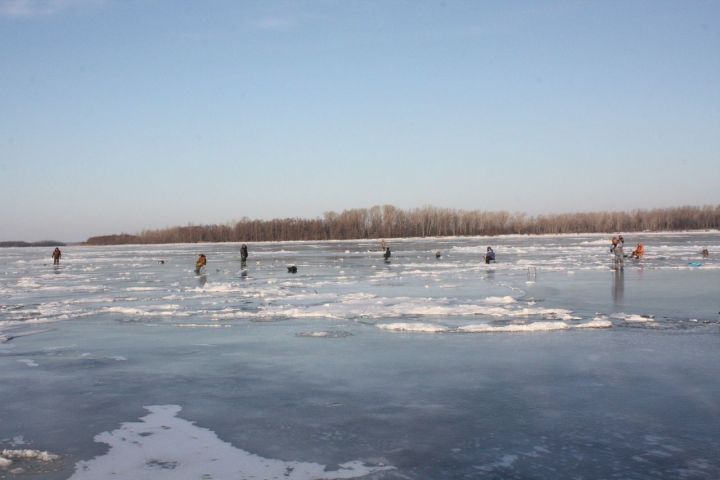 Внимание! На льду рек Чистопольского района могут быть промоины!
