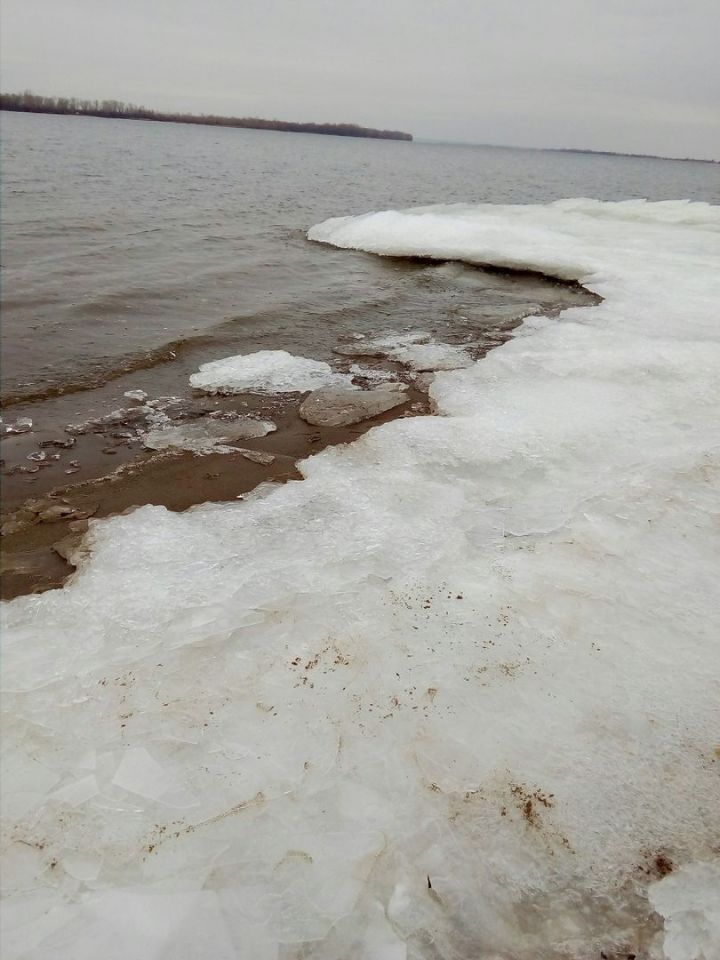В Чистополе выставили спасательный пост в местах массового выхода людей на лед
