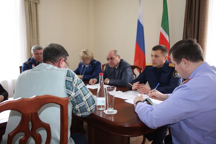 Главный федеральный инспектор по Республике Татарстан провел прием граждан в Чистополе