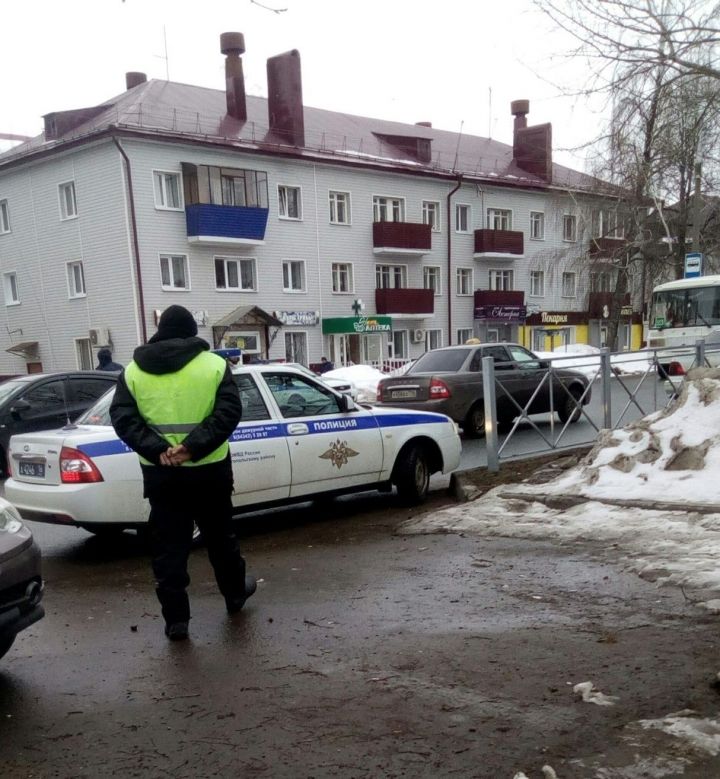 Чистопольские водители проигнорировали правила перевозки детей