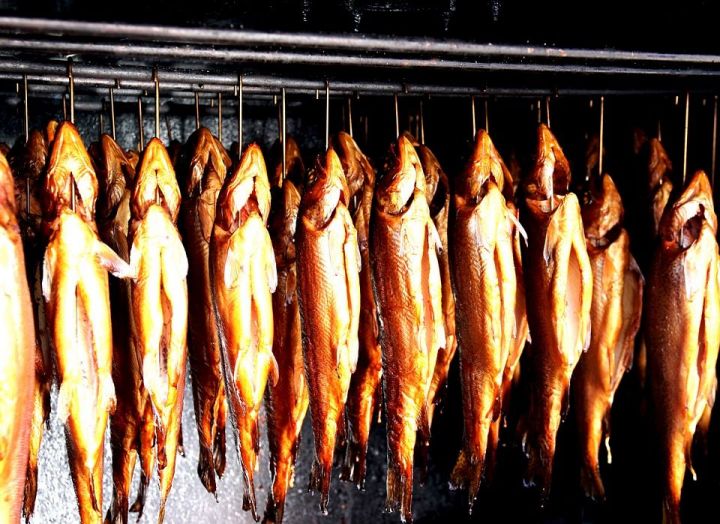 Рыбу продавали с нарушениями. Ветинспекторы провели рейд в одном из сел Чистопольского района
