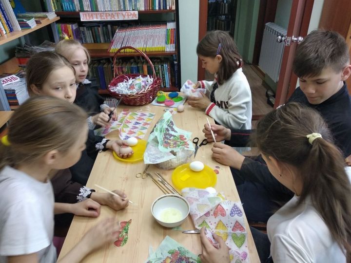 Готовятся к празднику: мастер-класс в чистопольском селе