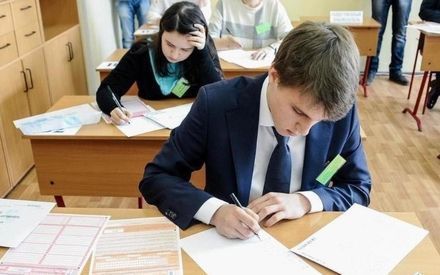 В Татарстане на ЕГЭ школьник спрятал телефон в гипс