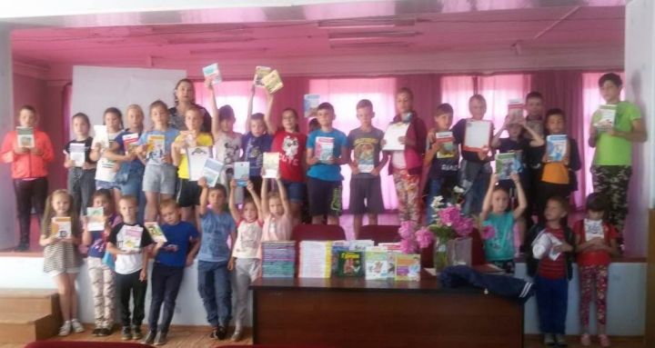 Чистопольских мальчишек и девчонок позвало с собой «Книжное лето»