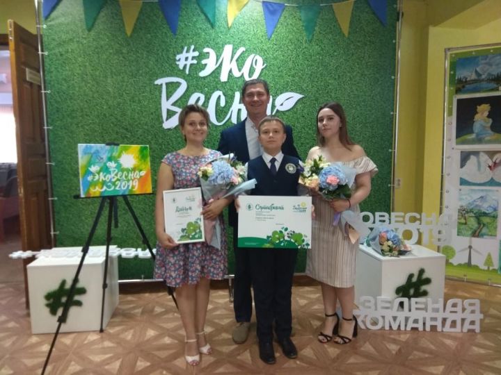 Семья Долговых из Чистополя получила путевку в Крым за победу в республиканском конкурсе