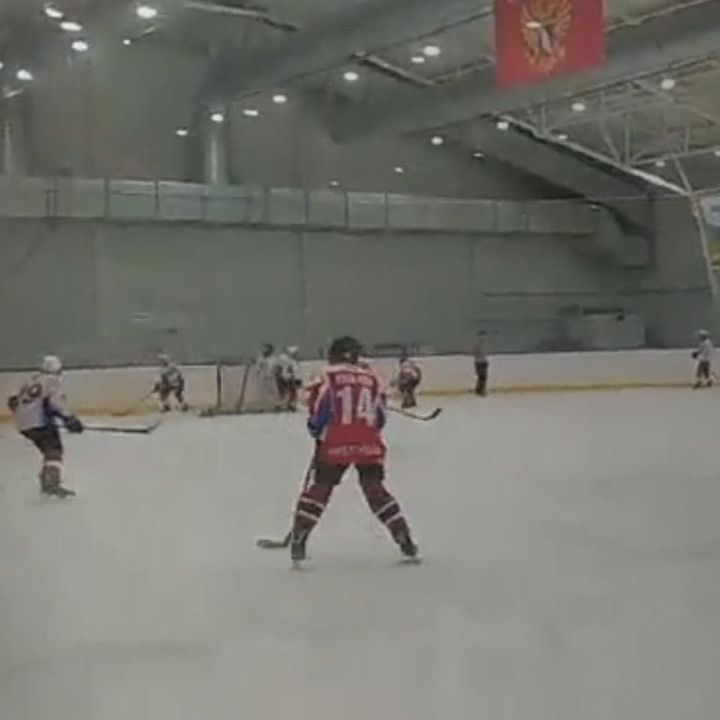 Чистопольские хоккеисты провели два победных матча