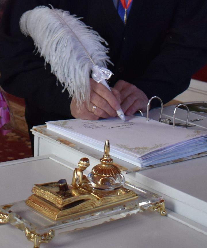 В Татарстане зарегистрировали брак 82-летняя невеста и 84-летний жених
