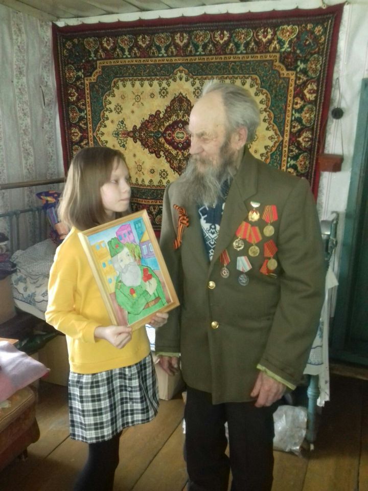 В селах Чистопольского района поздравляли ветеранов