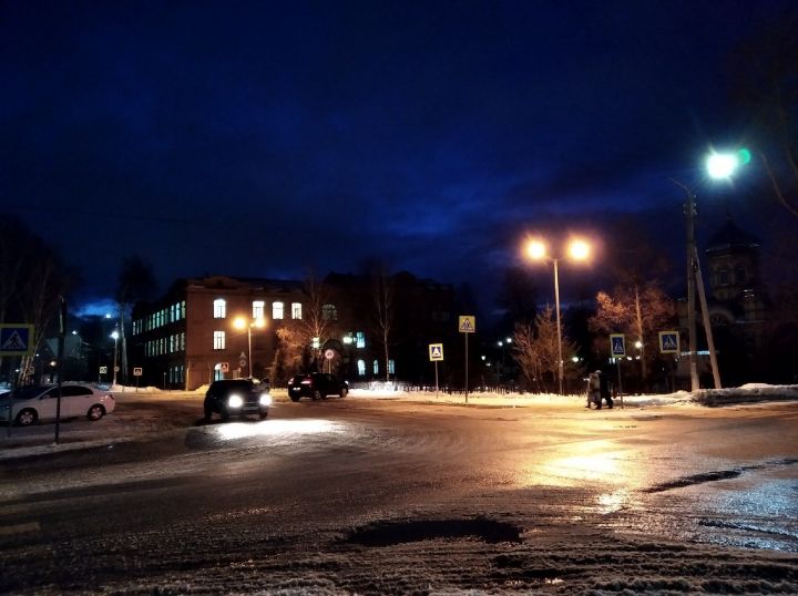 Да и по ночам не слишком спокойно: ситуация на чистопольских дорогах