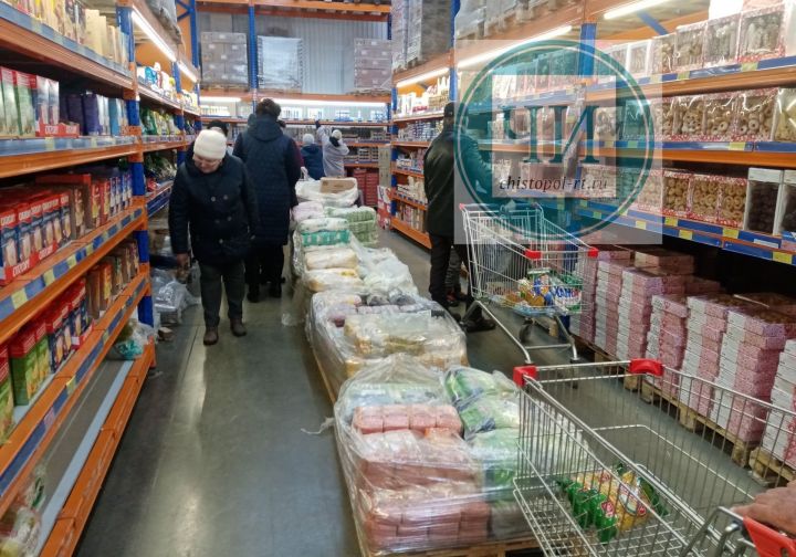 В Татарстане создан запас продуктов питания на два месяца