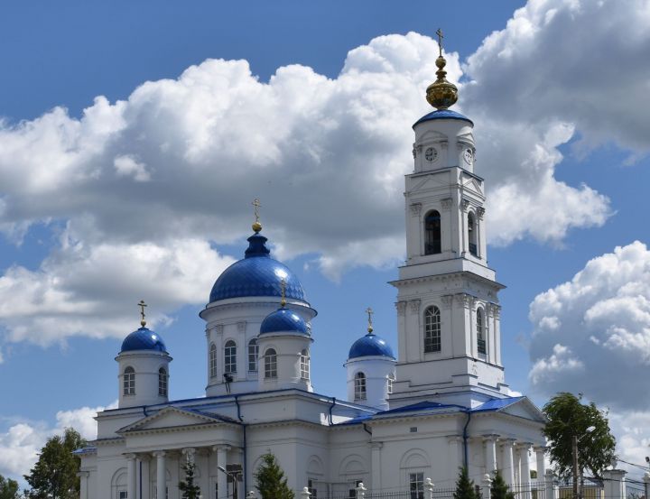 Официальный запрет на посещение храмов введен в Татарстане