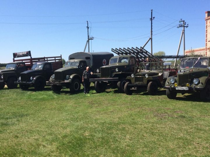 Колонна «бронемастера» из Чистопольского района пополнилась новыми военными автомобилями