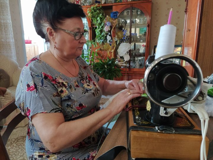 Почти 50 лет жительница Чистополя посвятила швейному делу
