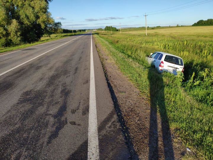 На автодороге Чистополь-Нижнекамск произошло ДТП: пострадал водитель