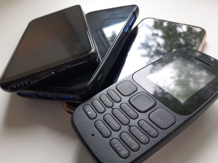 Специалисты чистопольского территориального органа Госалкогольинспекции рассказали о деталях при покупке сотового телефона
