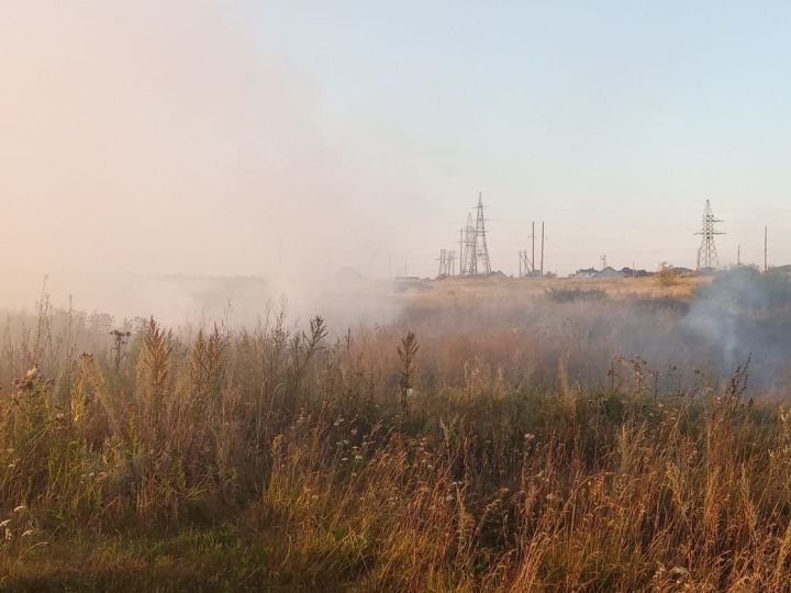 В сводке пожаров в Чистопольском районе за неделю – горение мусора