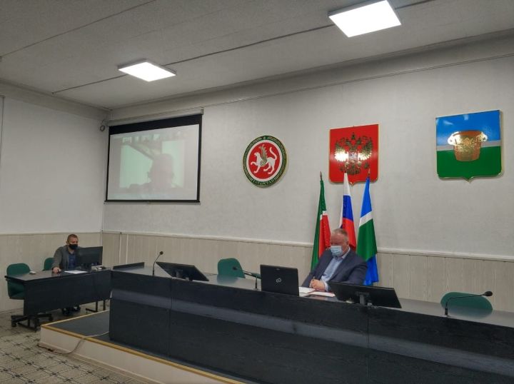 Состояние дел в АПК, ситуация с коронавирусом и оперативная обстановка обсуждались на очередной планерке в Чистопольском муниципалитете