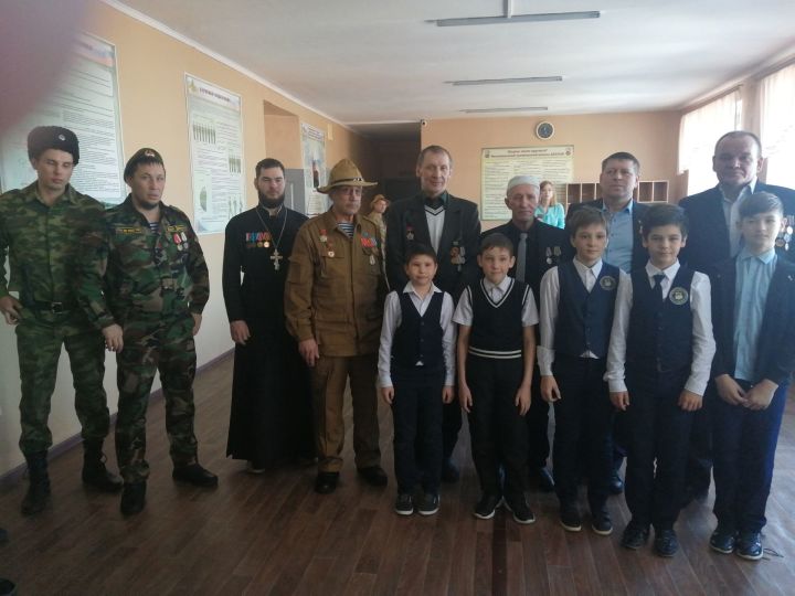 Чистопольская молодежь встретилась с ветеранами боевых действий