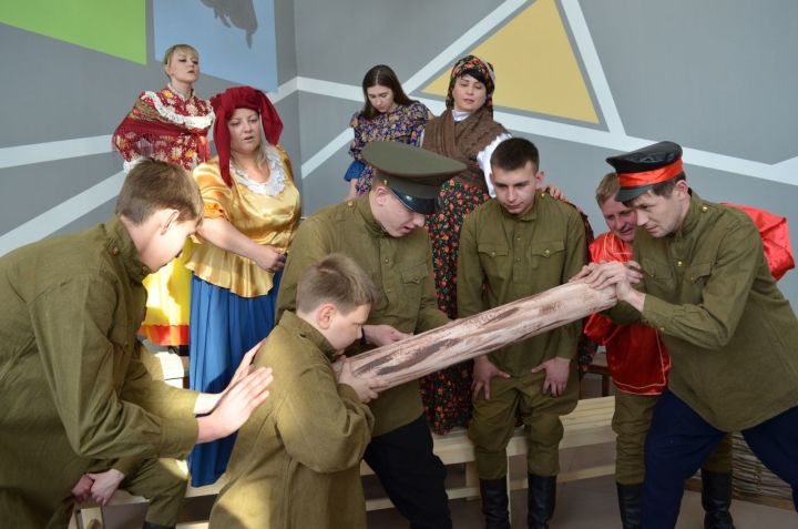 В социально-культурном ринге «Родной язык - исток добра и мира» участвовали жители Чистопольского района.