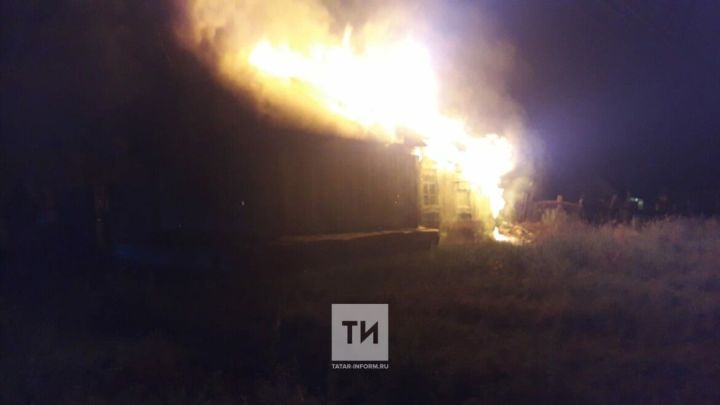 Жители села Старошешминск благодаря извещателю спасли двух человек