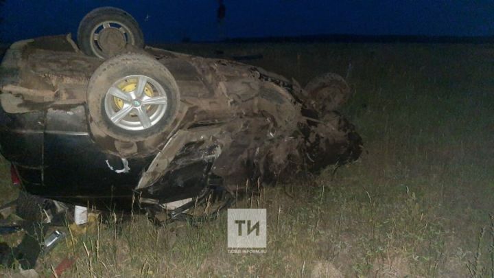 В ночном ДТП  в Азнакаевском районе столкнулись 2 легковушки, оба водителя погибли