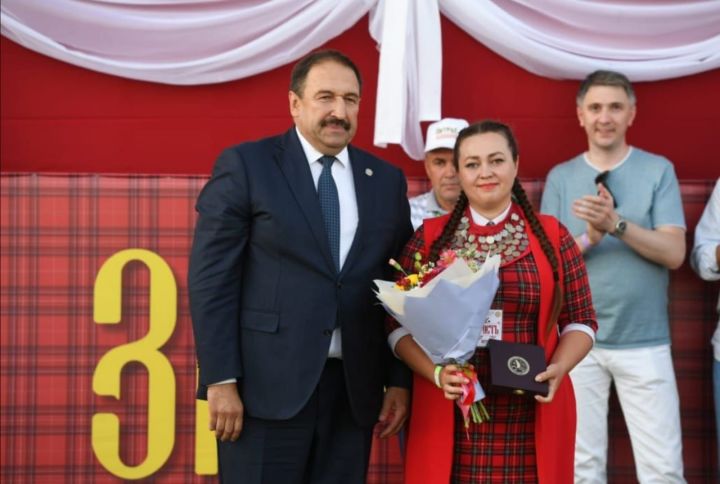 Жительнице Чистопольского района присвоили звание «Заслуженный работник культуры Татарстана»