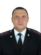 Знакомим с чистопольскими участковыми уполномоченными полиции: Ильварт Мазгутов