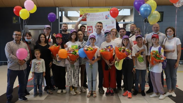 В столицу Татарстана вернулись 5 юных  победителей всероссийского конкурса «Большая перемена»