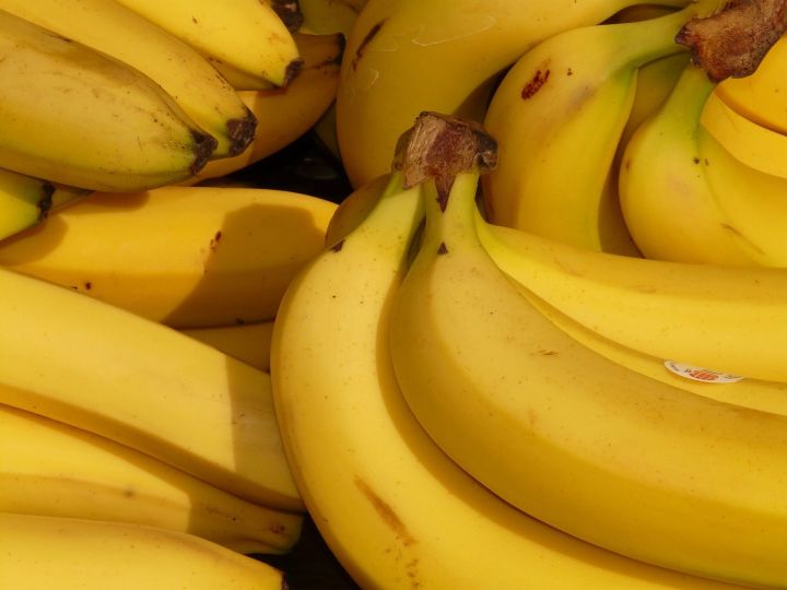 Почему полезно съедать по одному банану в день: 8 веских причин