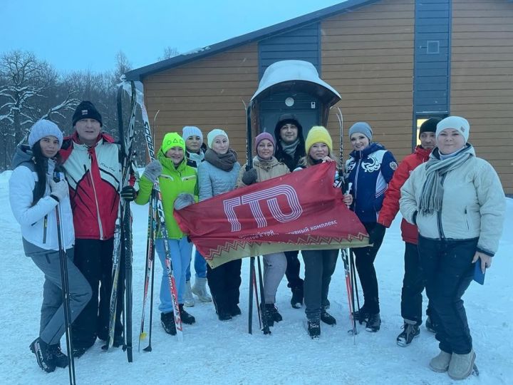 Сотрудники Чистопольской ЦРБ сдали нормативы ГТО по бегу на лыжах
