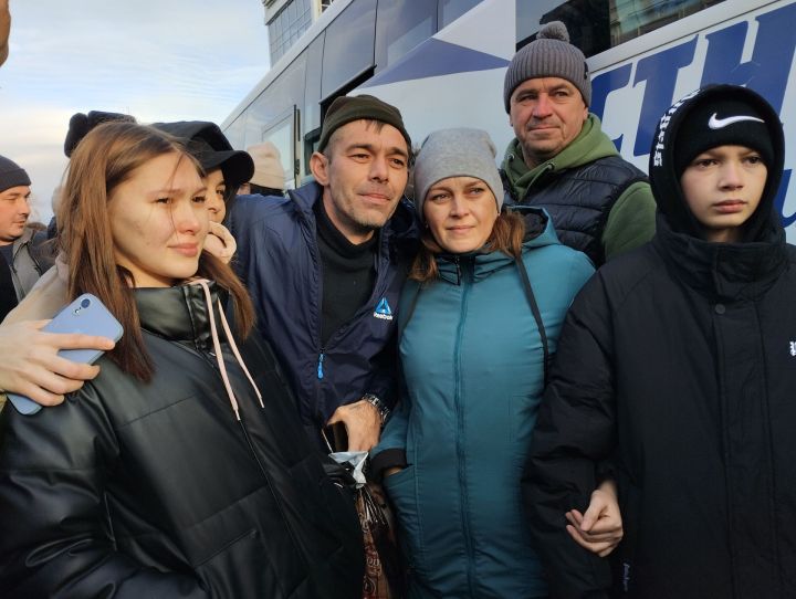 Мобилизованных чистопольцев проводили под марш «Прощание славянки» (Фоторепортаж+видео)