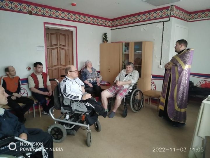 Священнослужитель Чистопольского благочиния посетил дом-интернат