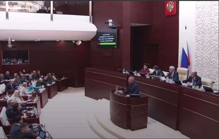 Законопроект с новым названием должности руководителя РТ принял Госсовет Татарстана