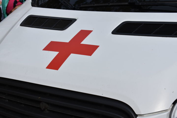 В Казани в результате ДТП с участием кареты скорой помощи пострадали два фельдшера