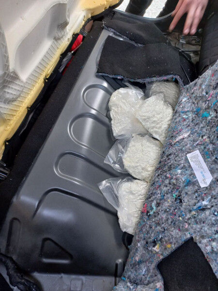Правоохранители нашли в машине у 48-летнего казанца почти три килограмма мефедрона