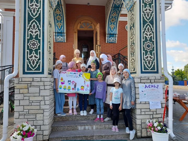 В чистопольской мечети дети приобщаются к духовному