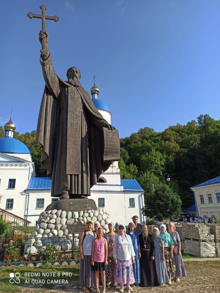 Прихожане чистопольских храмов посетили остров-град Свияжск