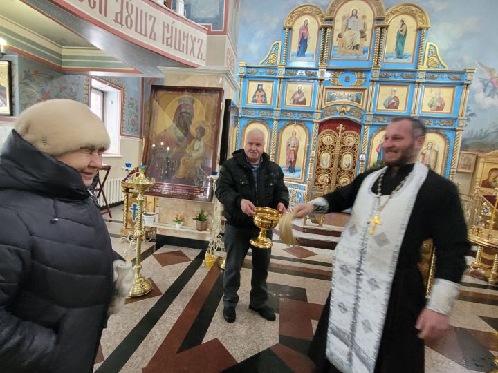 В Чистополе православные празднуют Крещенский Сочельник