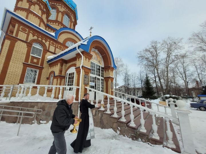 В Чистополе православные празднуют Крещенский Сочельник