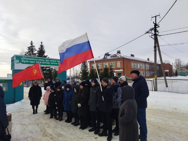 Жители села Татарское Адельшино присоединились к Всероссийской акции памяти «Блокадный хлеб»