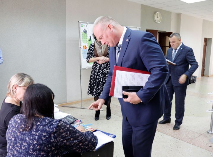 Чистопольцы приняли участие в акции «Дерево добра»