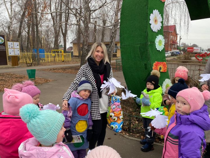 Пешеход, соблюдай правила: дети призвали чистопольцев к безопасному поведению на дороге