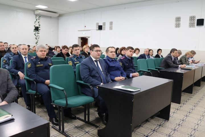 Дмитрий Иванов: «Нужно поддержать единственное в районе официальное СМИ»