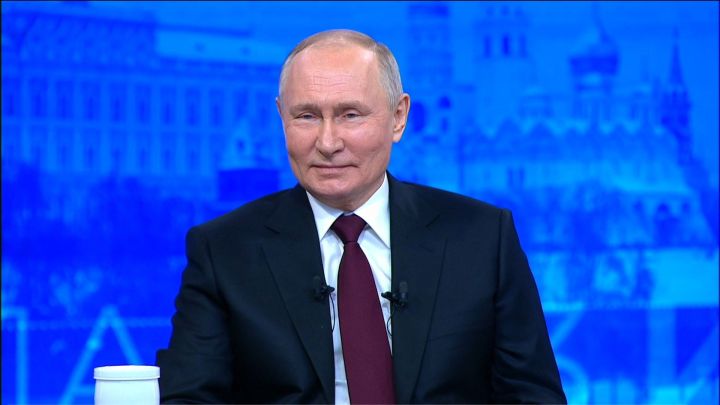 Путин: Татарстан - хороший пример для всей страны