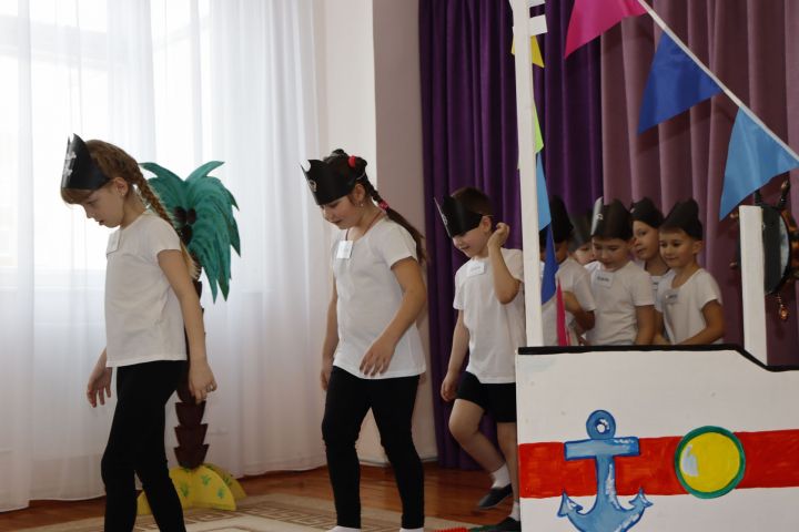 В Чистополе стартовал зональный этап конкурса «Воспитатель года» (фоторепортаж)