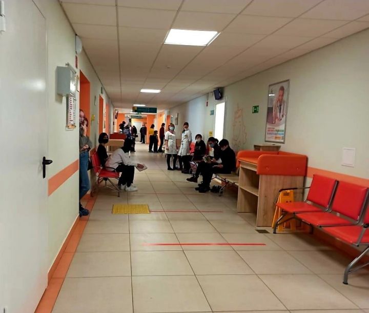 Родители просят открыть новый кабинет в детской поликлинике Чистополя
