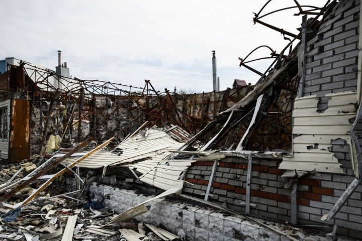 Российская семья с маленькими детьми оказались под завалами в Турции