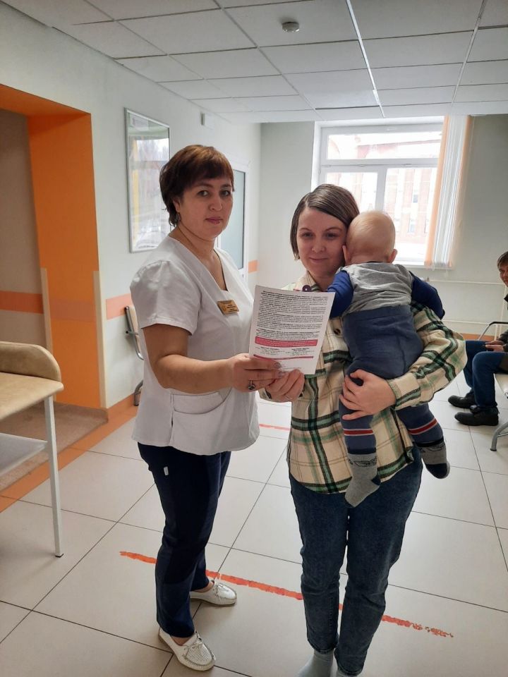 В чистопольской детской поликлинике прошел мастер-класс по профилактике плоскостопия и нарушения осанки