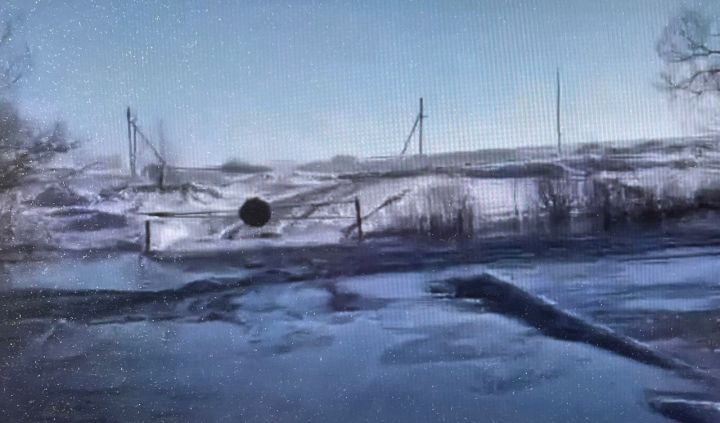 В Нурлатском районе затопило мост